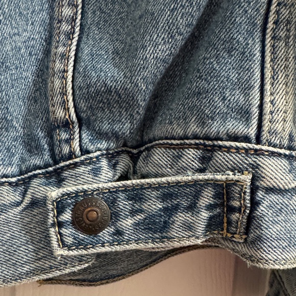 Levi's Blue Denim Jacket with Sherpa Lining Mens XS - Picture 8 of 10